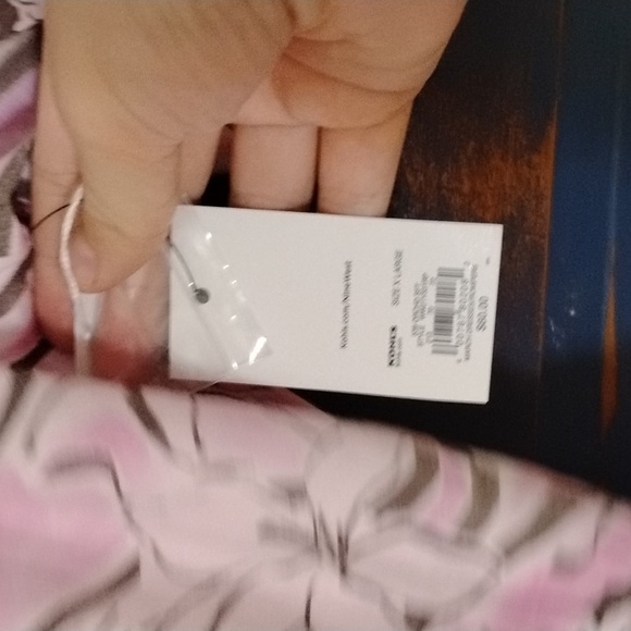 Dress - Picture 3 of 6